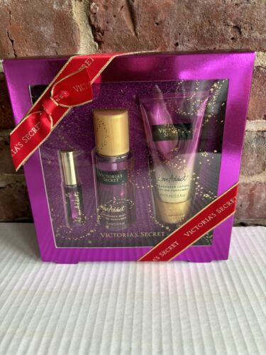 NUOVO Victoria's Secret Love Addict Box Set Fragranza Nebbia Lozione - Foto 1 di 2