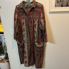 Vintage Paisley Snap House Coat Models Coat Pockets Snap Buttons XL