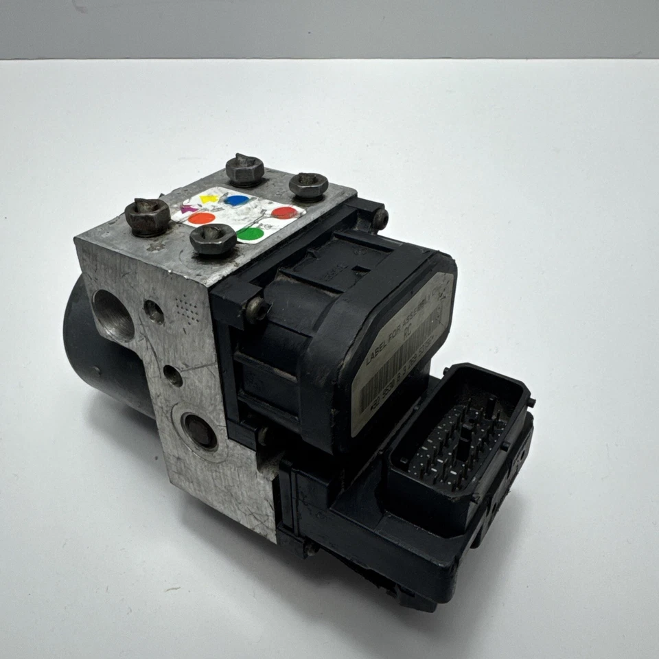 Pontiac Grand Prix 2005 3,8 L ABS módulo de bomba de freno antibloqueo OEM 10339530 Foto 2 de 4