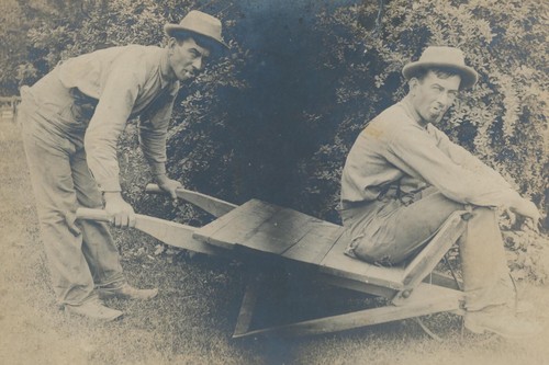Cabinet Card Antique Photo Trick Photography Man Pushing Himself Wheelbarrow - Picture 6 of 16