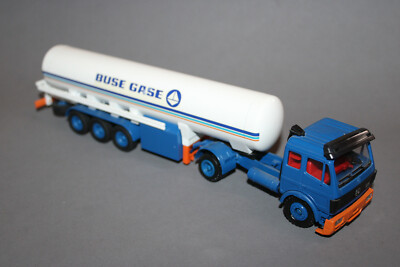 Conrad  1:50 LKW Mercedes-Benz Tank-SZ BUSE GASE   