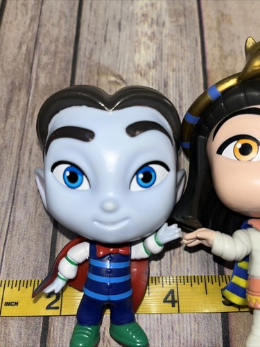 Netflix Super Monsters 4" vinyl toy figures Hasbro Lot of 3 Cleo Drac Katya - Picture 11 of 13