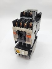 Fuji Electric Starter w Overload Relay 20A 3PH 200/600V SC-On/3 24V Coil TR-On/3