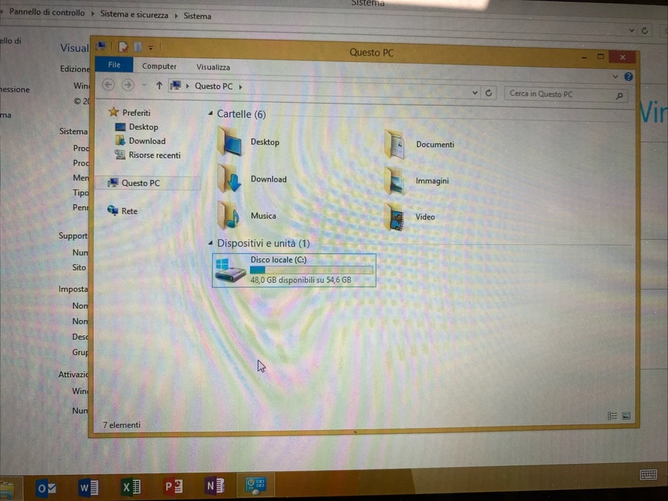 Microsoft Surface RT 64GB 2GB Ram Perfettamente Funzionante Windows 8 - Immagine 2 di 4