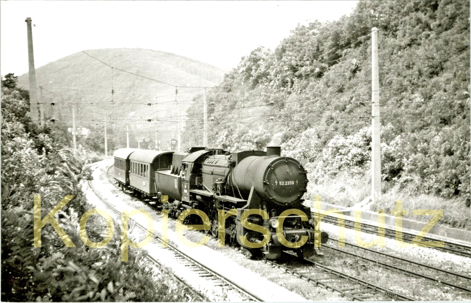 Foto - ÖBB 52 2359 mit Kurzpendler in Purkersdorf 1953 - Bild 1 von 1