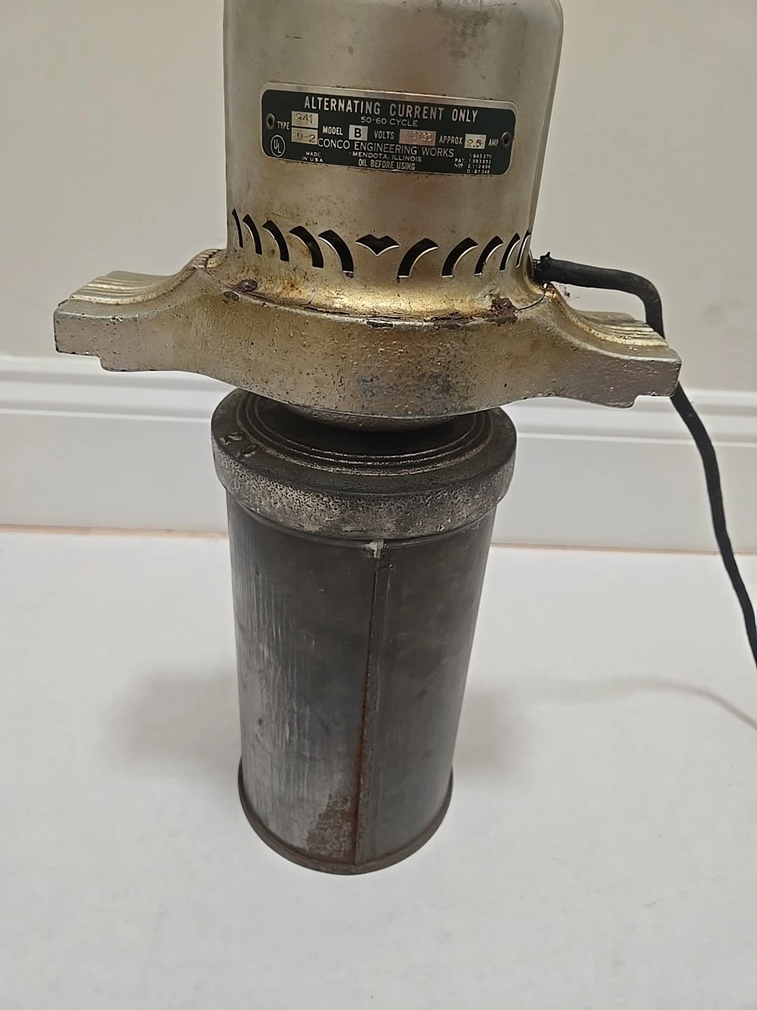 Vintage Conco 2 Quart Metal Electric Ice Cream Maker Freezer - Motor Tested