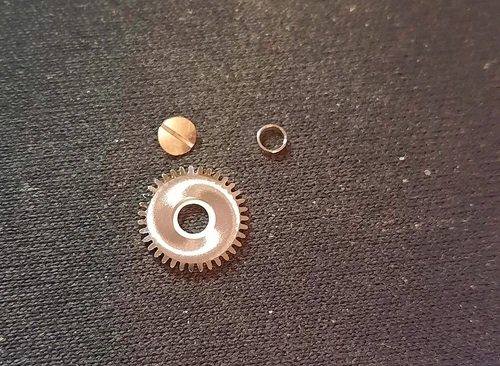 UNITAS CAL. 285, 6497 to 6498-2, 6500, 6503 Crown Wheel with Core Part No. 420/423