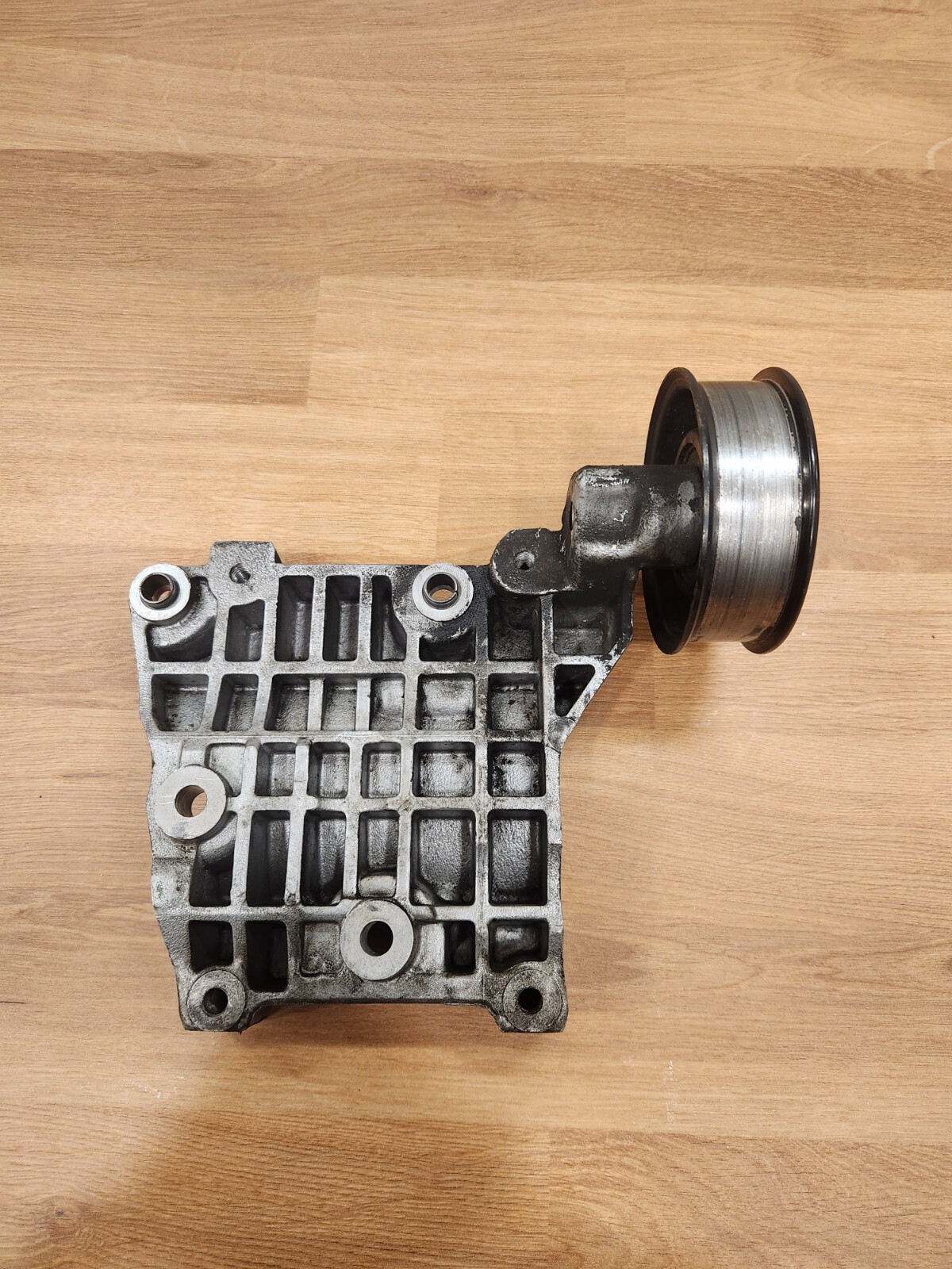 Aston Martin V8 VANTAGE 4.3 4.7 Air Conditioning Compressor Bracket 06'-16'
