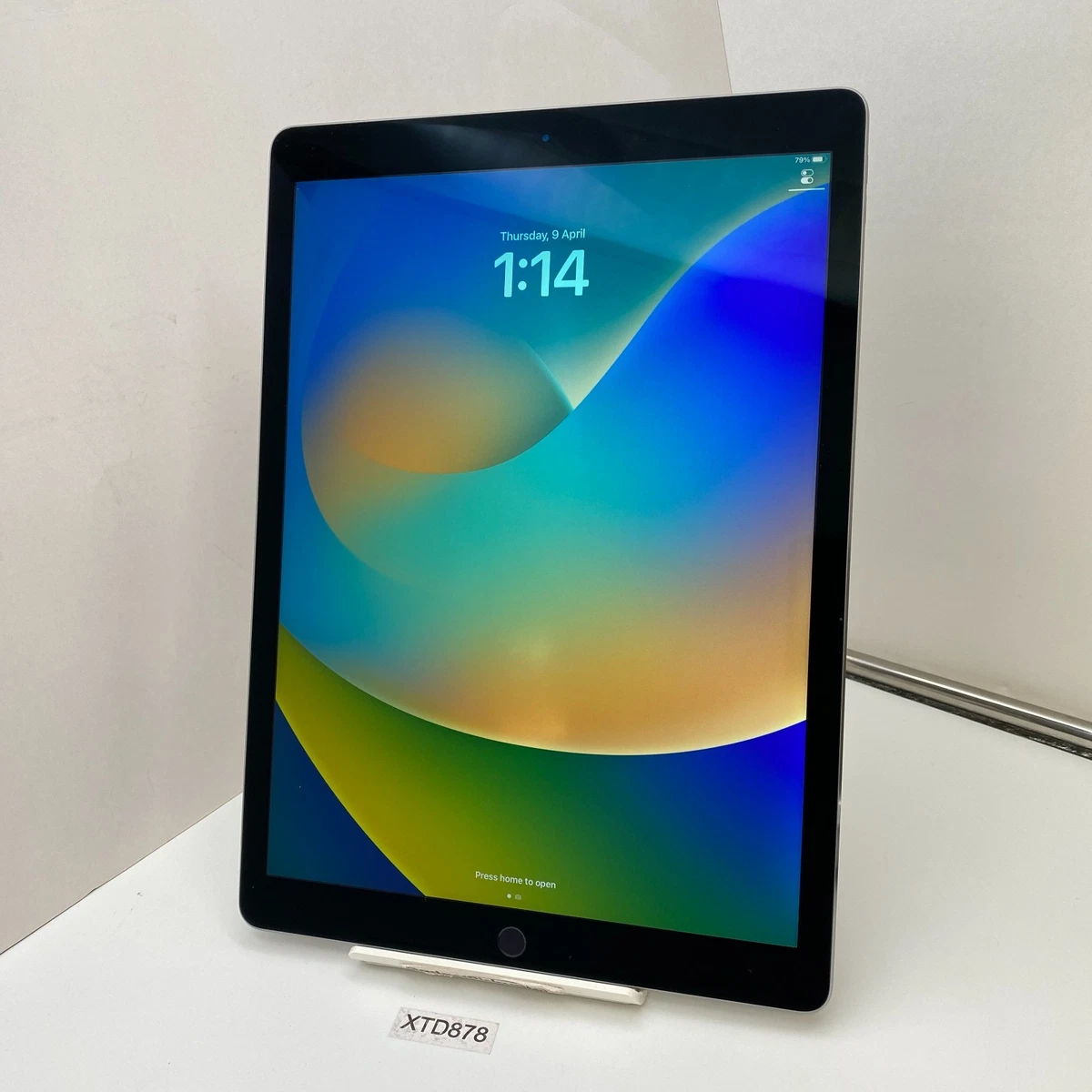 Apple iPad Pro (1st Generation) 11 in - 12.9 in Screen 256 GB