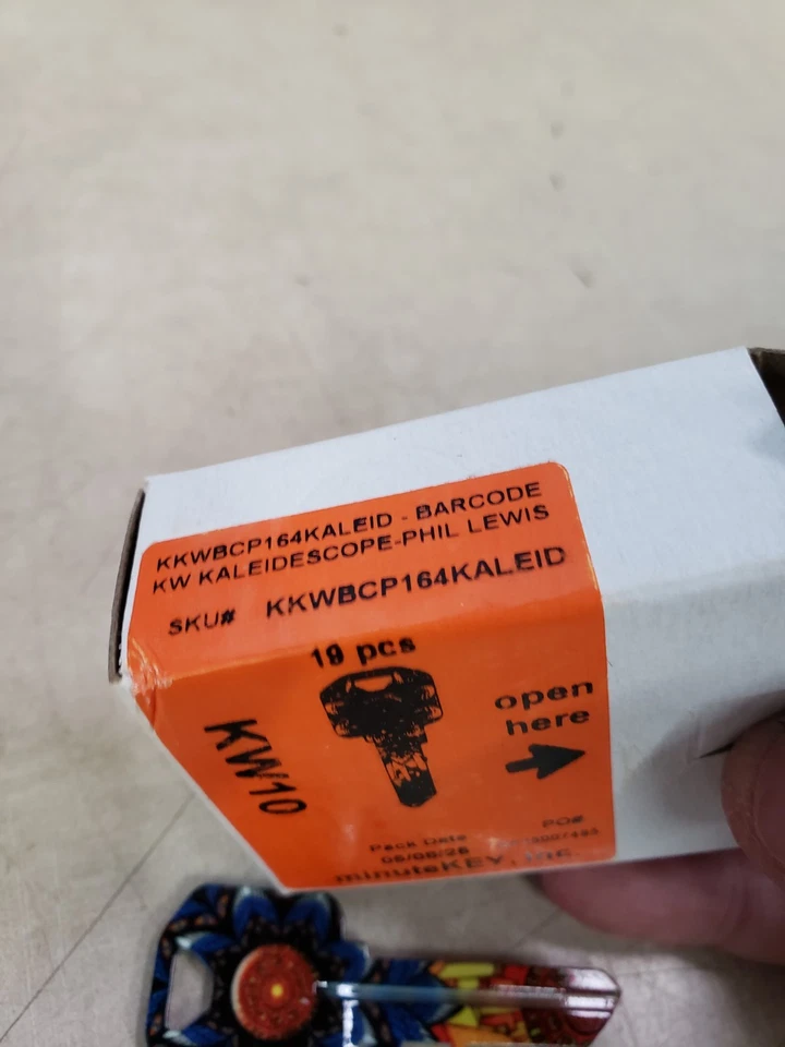 19 pcs minuteKEY Inc KW10 Kwikset Aluminum Key Blanks 989397 GEOMETRIC DESIGN - Image 2 of 4