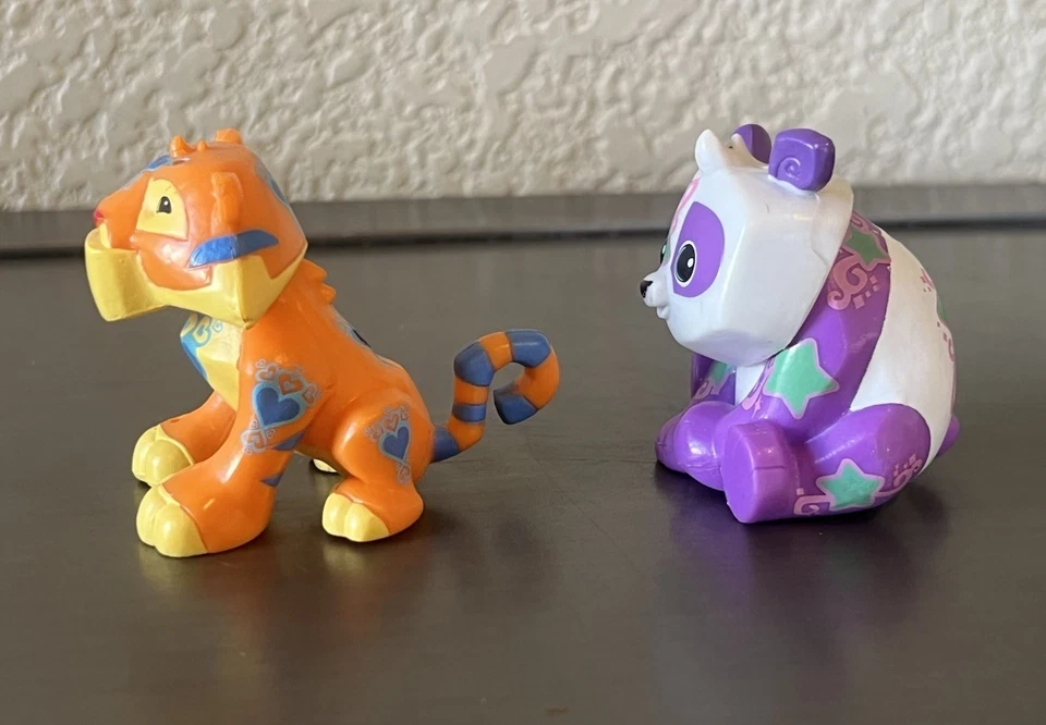 Figura de acción Animal Jam Sparkle Tiger Twinkle Panda National Geographic 2016 Foto 2 de 4