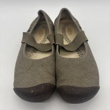 Keen Sienna Mary Jane Flats Women's Size 9.5 Shoes Beige Canvas Slip-Ons
