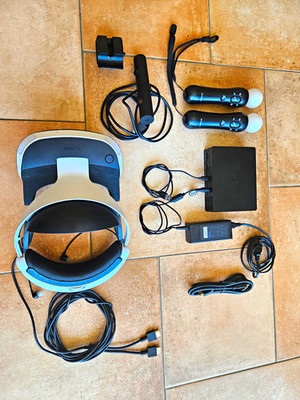 Sony PlayStation VR Headset CUH-ZVR2   Komplettset mit Kamera + 2x Move-Controll