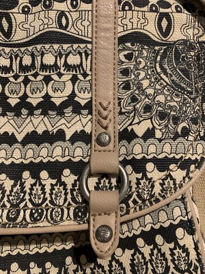 Sakroots One World Artist Circle Tan Black Shoulder Bag  display picture 1