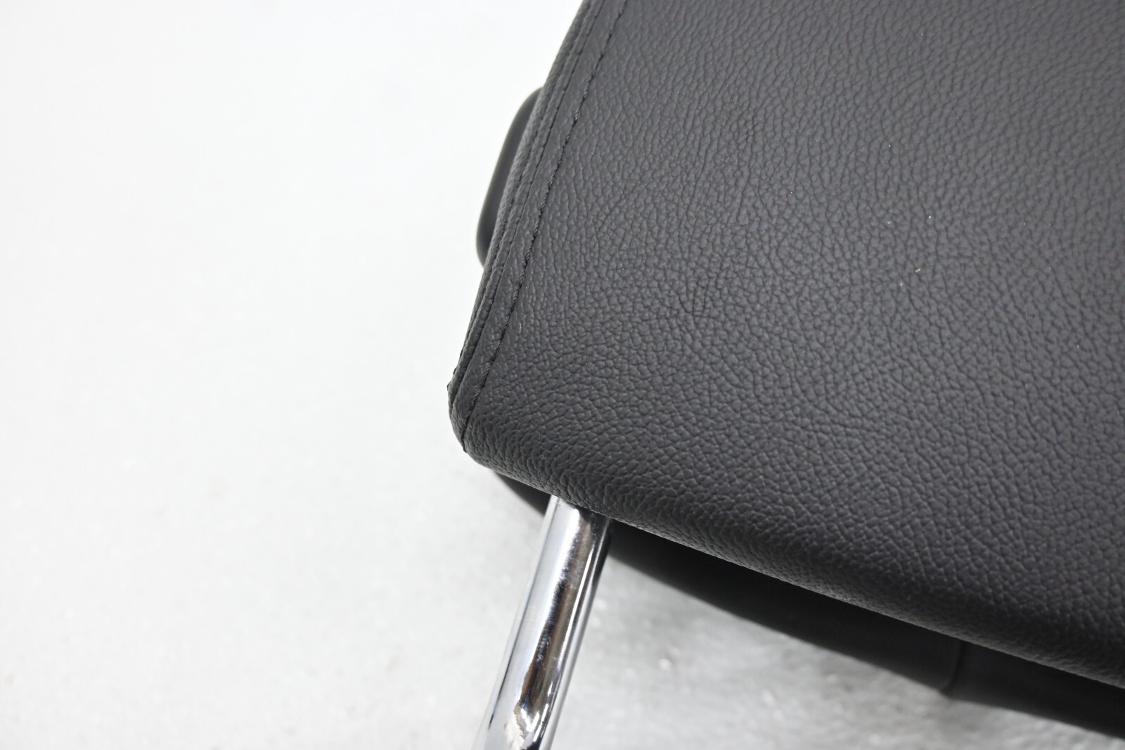 ⭐ 14-21 Maserati Quattroporte Front Seat Headrest Restraint Vinyl Black Oem