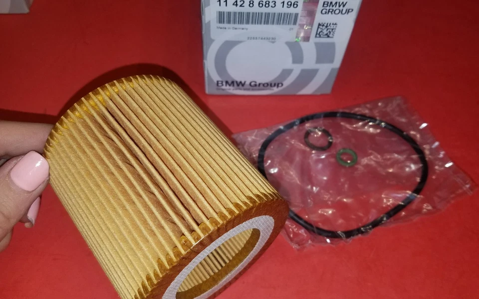 Kit Filtro Aceite BMW E90 128i 325i 435i 328i 335i 330i 525i 535i 640i GENUINO Foto 2 de 4