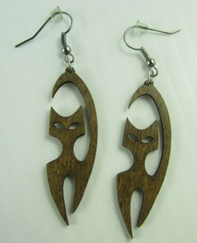 NEW Cat wooden earrings Western red alder  Made in the Pacific Northwest  - Afbeelding 1 van 2