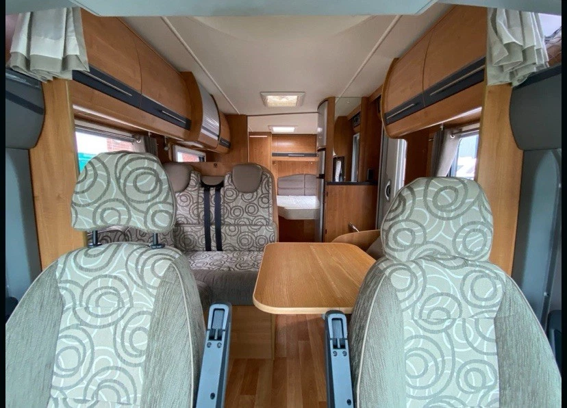 Fiat Ducato Fixed Bed Motorhome - Image 4 of 4