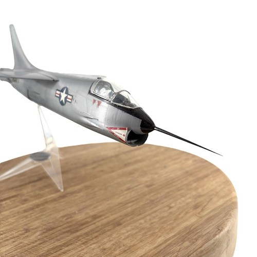 Vtg Lindberg 5302 F8U-1 Crusader Model Airplane 1:48 Scale Original Stand - Picture 12 of 15