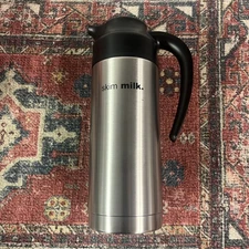Service Ideas Steelvac 1 Liter Skim Milk Server NEW