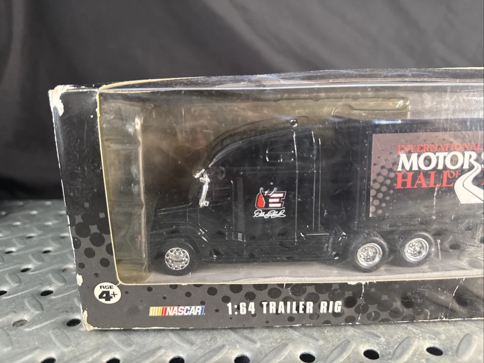 Winner’s Circle 1/64 Motor Sports Hall Of Fame Tribute Hauler Dale Earnhardt NIB - Image 3 of 4