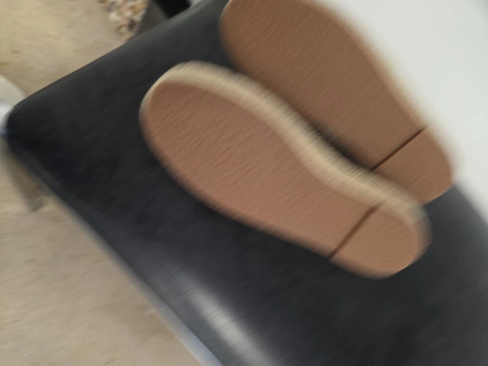 Chanel 18A Azul Marino Oscuro Piel de Cordero Cuero Logo CC Alpargata Ballet Plana 35 Foto 2 de 3