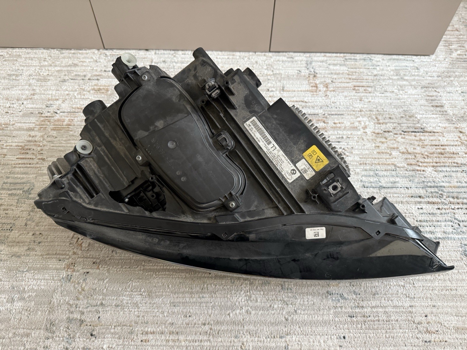 2014-2020 BMW i8 Headlight Laser