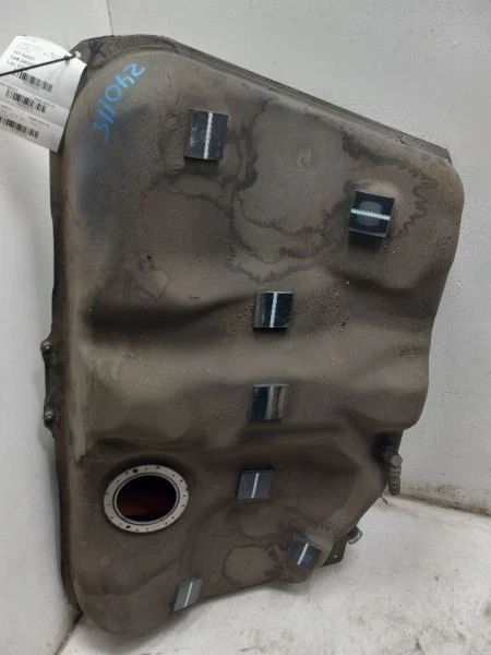 04-08 TOYOTA SOLARA SLE 3.3L FWD AT GAS FUEL TANK Foto 2 de 4