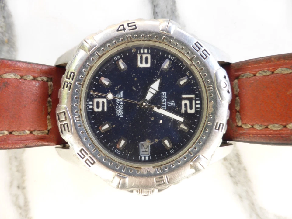 ✨Montre Festina 16171 Quartz Acier 10 ATM Date Cuir Rouge HS À Réviser✨ - Photo 2/4