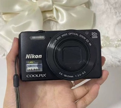 Nikon COOLPIX S7000 Black Digital Camera 16 MP 20x Optical Zoom