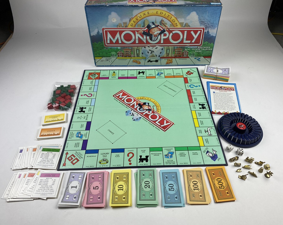 VTG Monopoly DELUXE Edition 1995 Parker Brothers Board Game