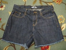 Old Navy Womens Jean Shorts Flirt Size 8 Blue Denim Cut offs Frayed Dark Wash