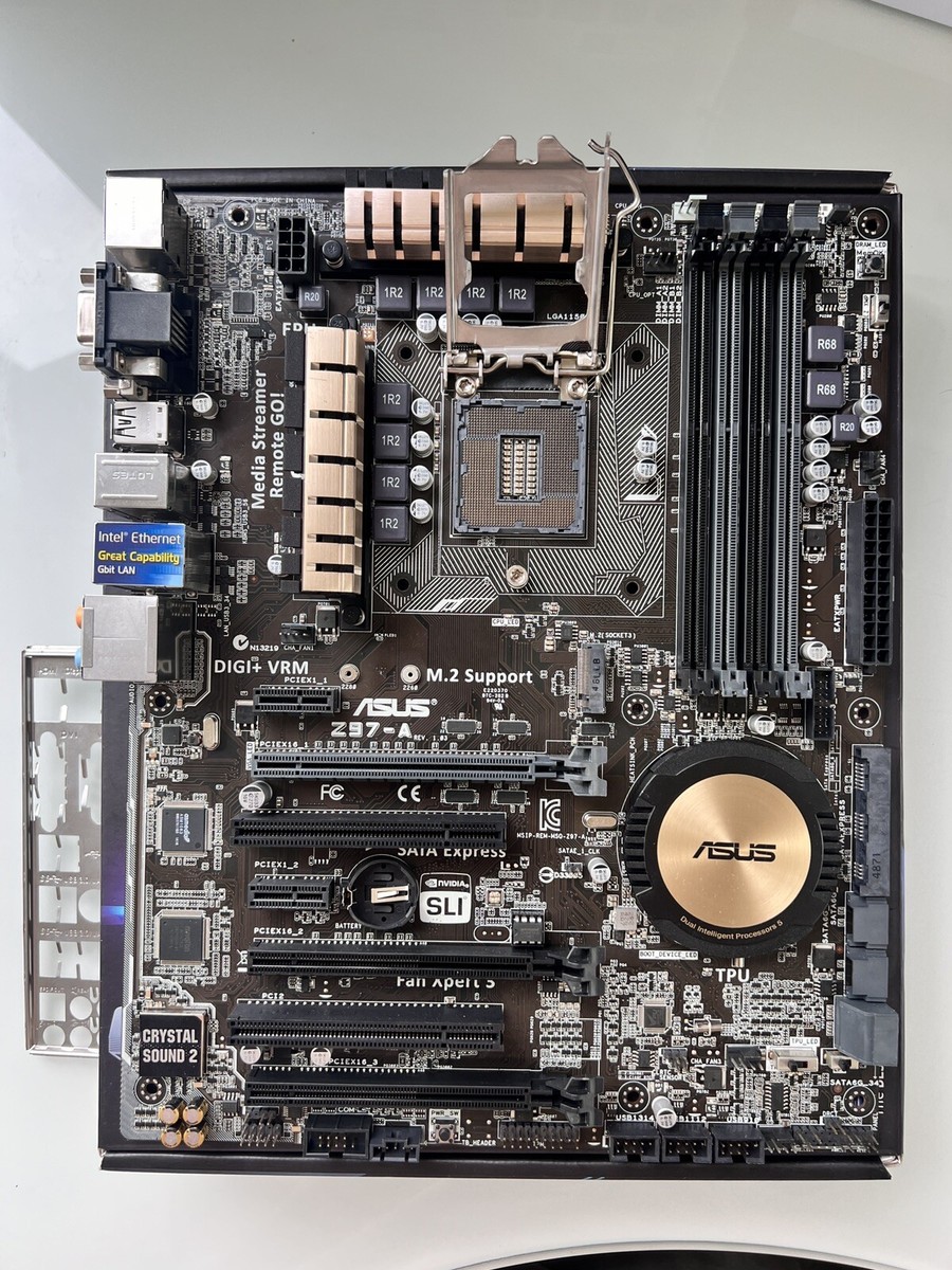 ASUS Z97-A DDR3 USB3.1 LGA 1151 Socket HDMI SATA 6Gb/s