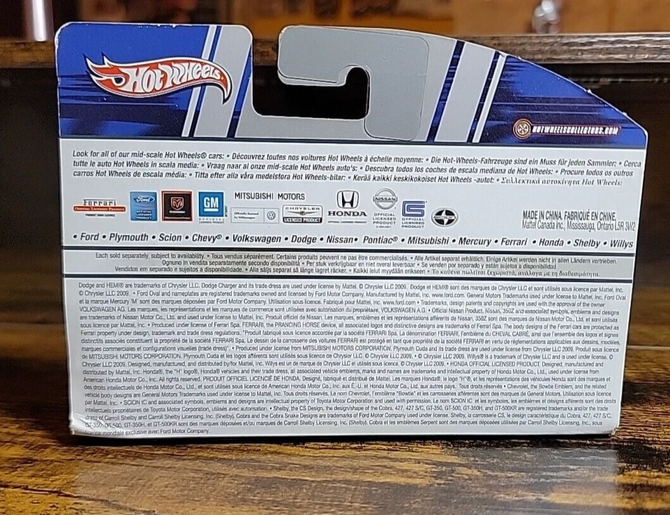 Hot Wheels Ferrari 360 Spider Convertible White 1/48 or 1/50 O Scale 2009 - Image 4 of 4