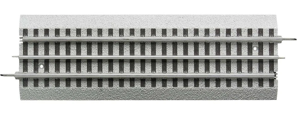 Lionel FasTrack O Scale Oval Train Track Layout 40" X 50" - 52" X 112" Pick Size - Image 3 of 4