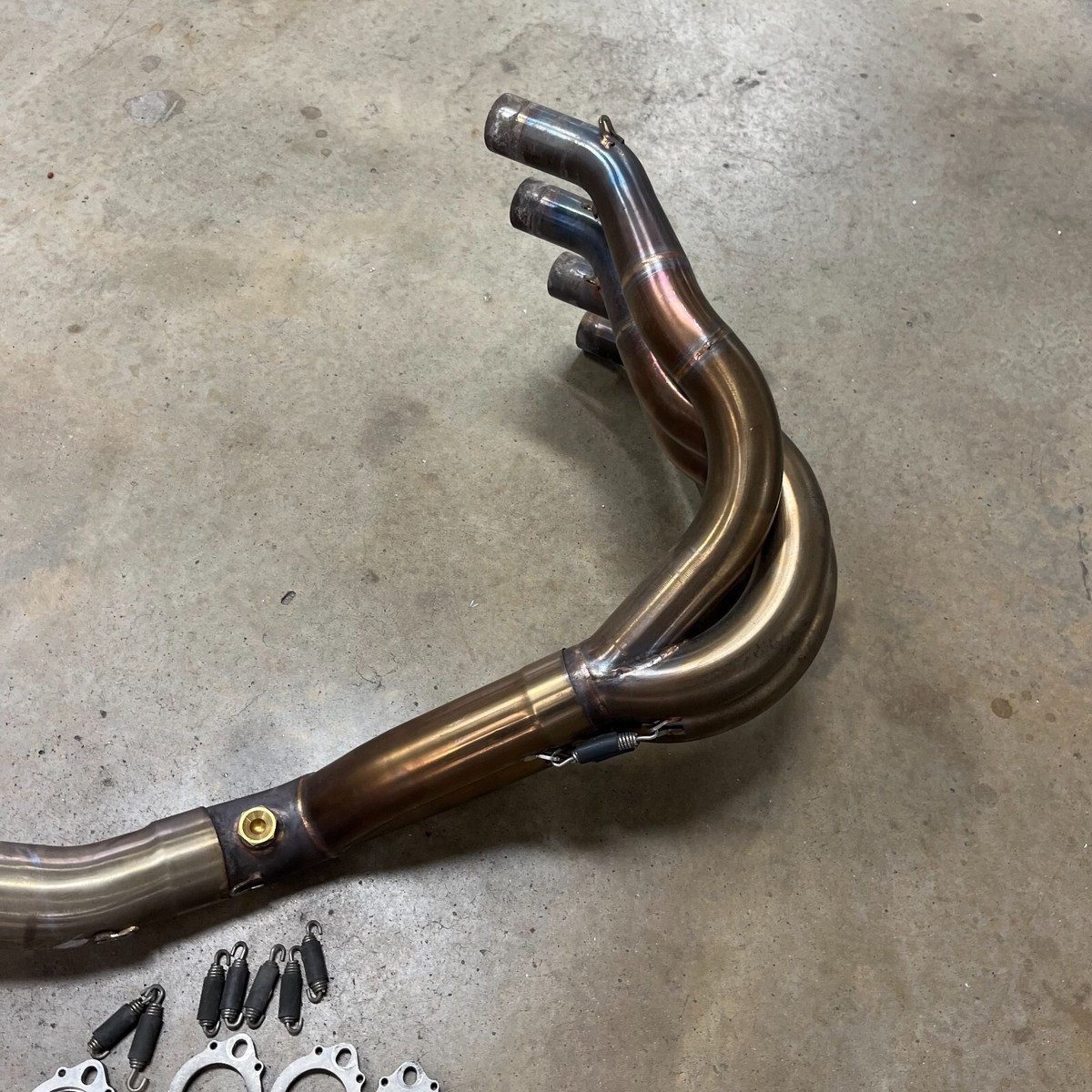s-l1200.jpg s-l1200.jpg