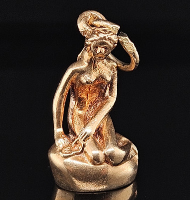 14K Gold LITTLE MERMAID STATUE Charm Pendant Copenhagen Denmark 3D Vintage Hertz