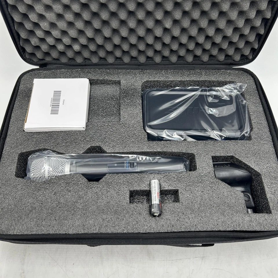 Shure PGXD24/SM86-X8 Digital Handheld Wireless System with SM58 Vocal Microphone - Image 4 of 4