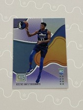 2018-19 Panini Status Kostas Antetokounmpo Rookie Purple #189 Dallas RC (Q)