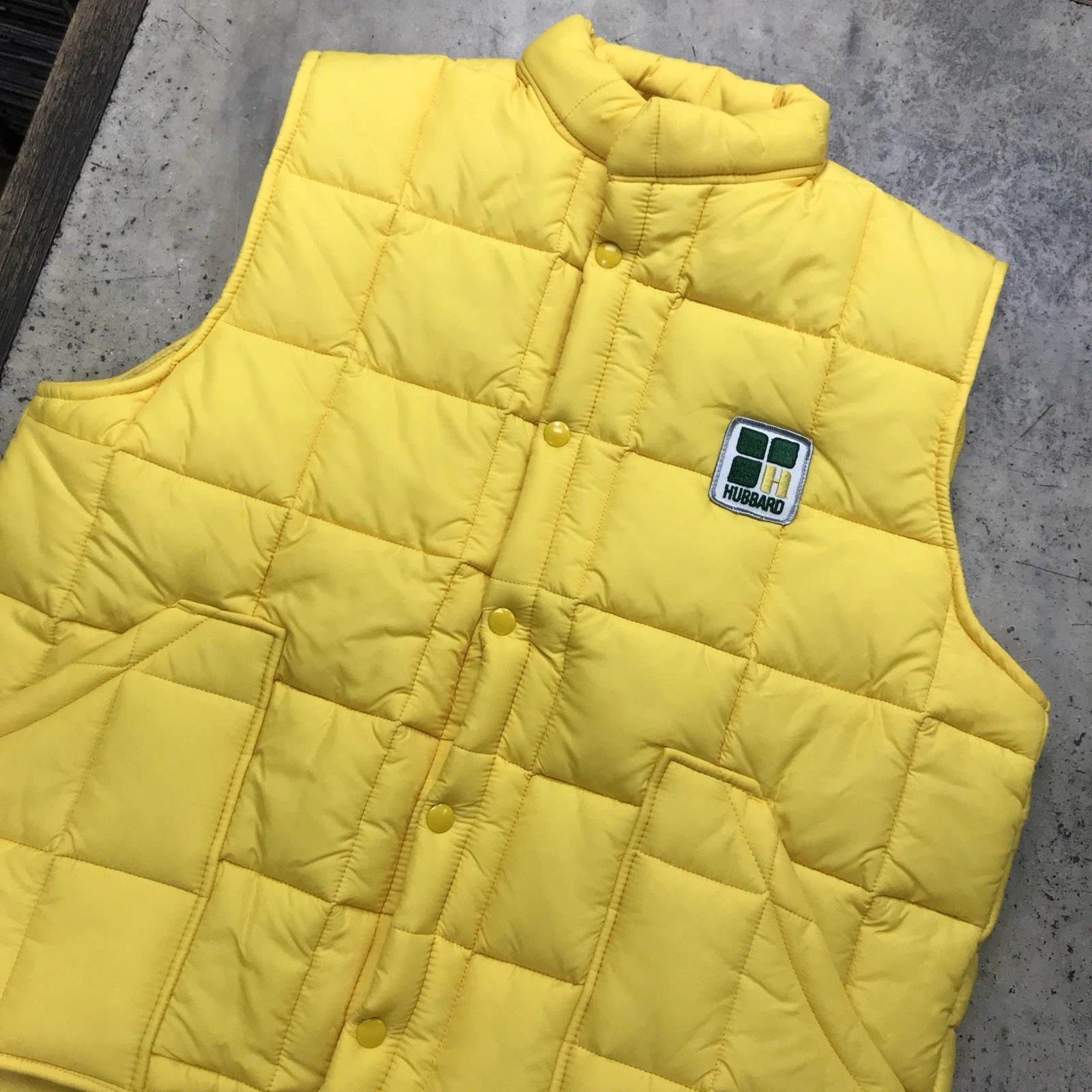 Vtg 80's Upstream Puffer Vest Snap Up Hubbard Feeds USA Made Size Large Yellow