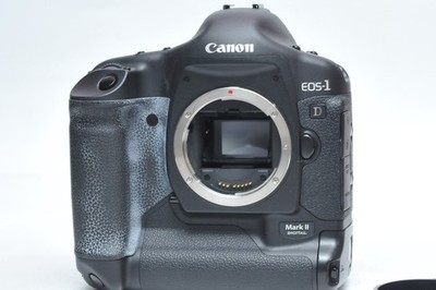 Canon EOS 1D Mark II 8.2MP Digital SLR Camera Body (No Battery)