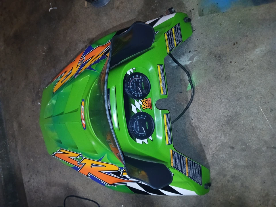 1997 Arctic Cat ZR 580 EFI Hood - Изображение 2 из 2