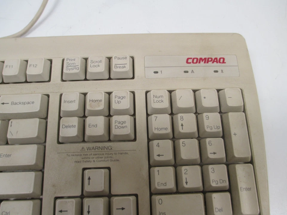 Vintage Compaq Keyboard RT235BTW / 123754-001A - Image 3 of 4