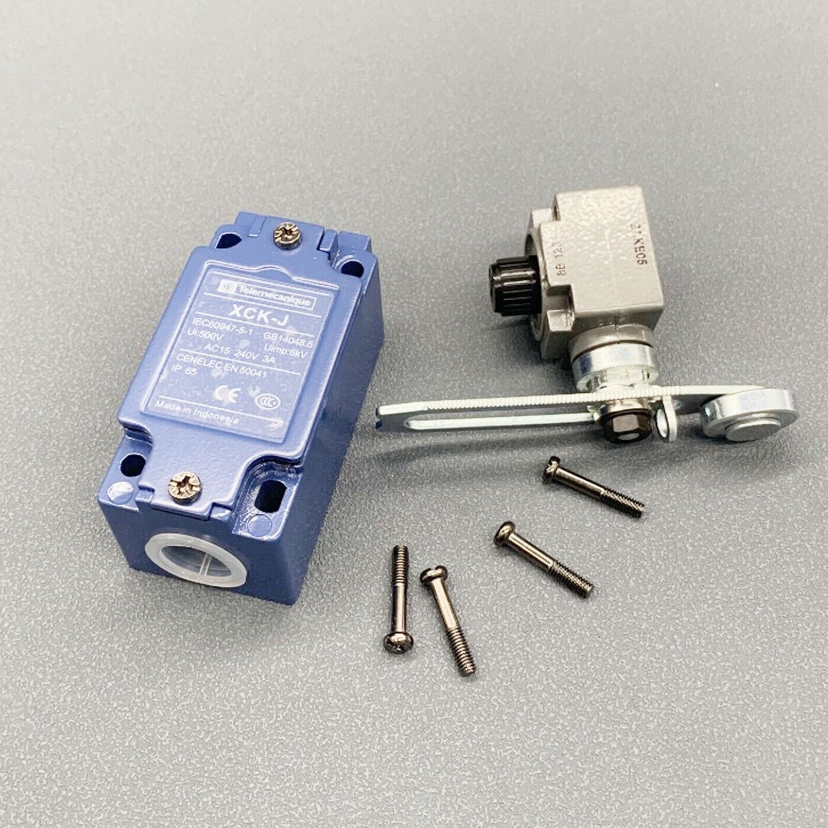 ‪@JJ20414948 ‬ V-Twin Mfg. Shift Cam Bolt For Harley Sportster 1954-1984 - RevZilla