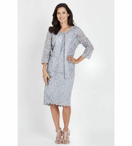 noni b mother of the bride outfits