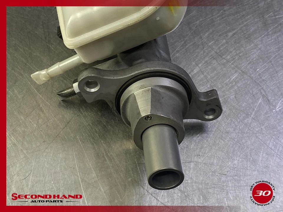 Cargador Dodge 2009-2010 freno cilindro maestro 68048548aa OEM Foto 3 de 4