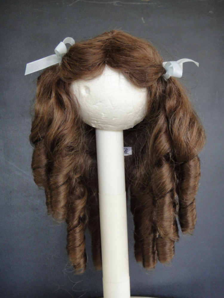 Perruque de poupée cheveux naturels pour remplacer les fibres synthétiques abîmées