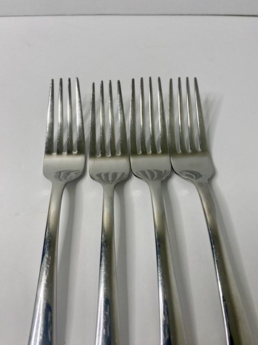 4 Dinner Forks Cuisinart Richfield 18/10 Stainless Steel Flatware China - Picture 3 of 5