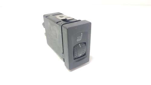 Volkswagen PASSAT B5.5 2003 Vorne rechts Schalter Sitzheizung UST102996