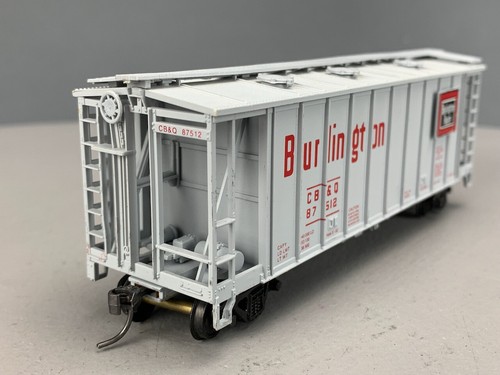 Tolva deslizante de aire HO Con-Cor 40’ Burlington CB&Q #87512 RTR con KD HO5046 | Zustand: Used